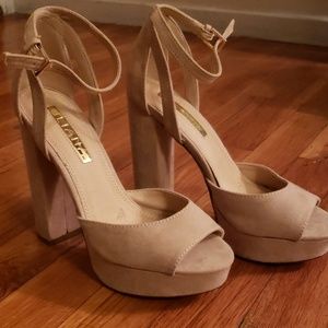 Liliana Womens Suede in Nude Platform Heels 7